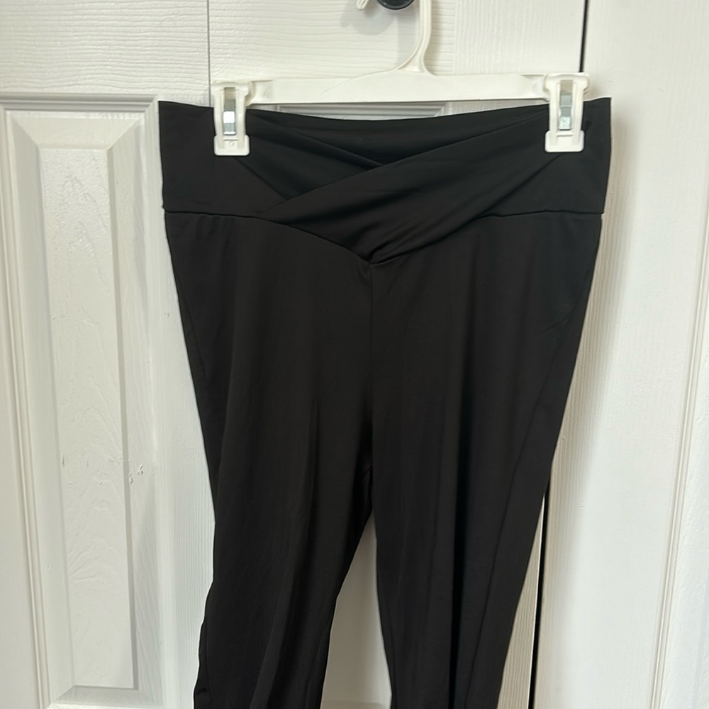 Crossover Leggings
